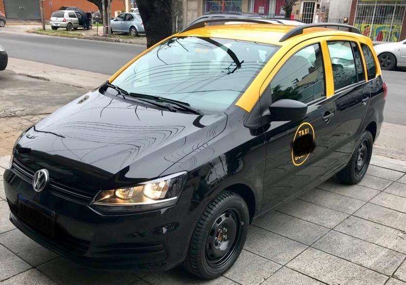 Taxi Volkswagen Suran  Licencia