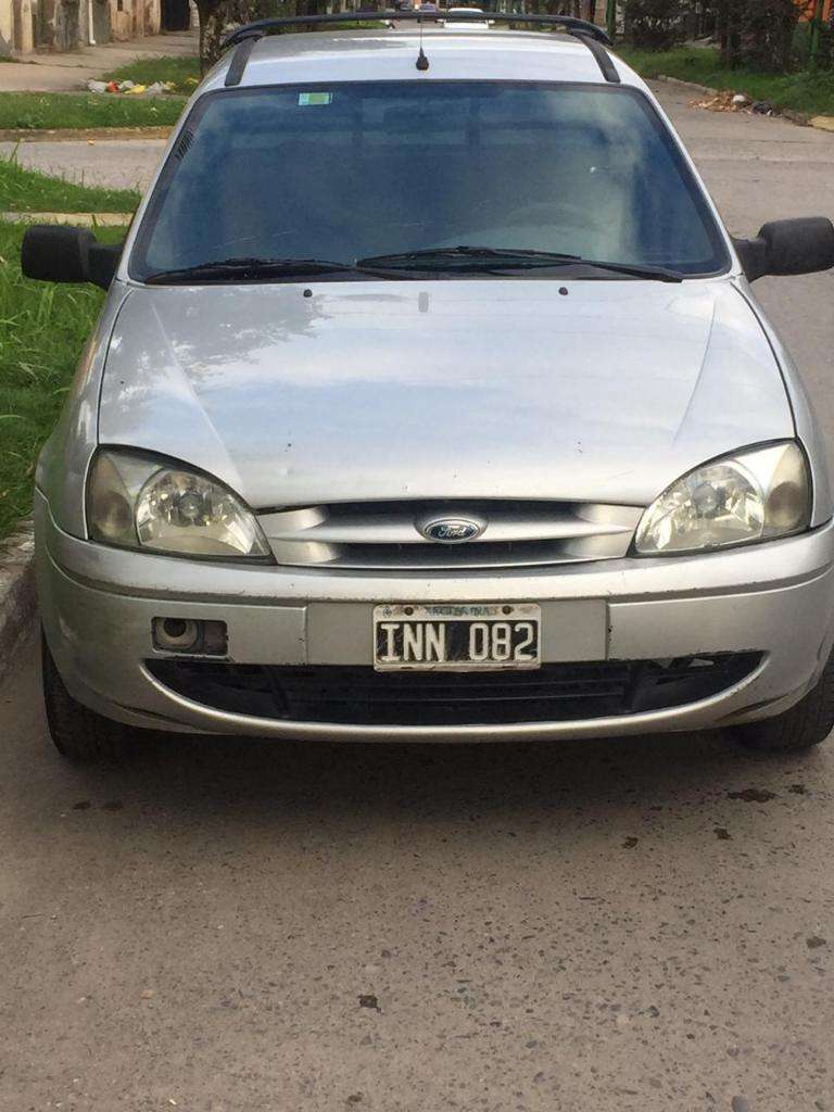 Vendo Ford Courir