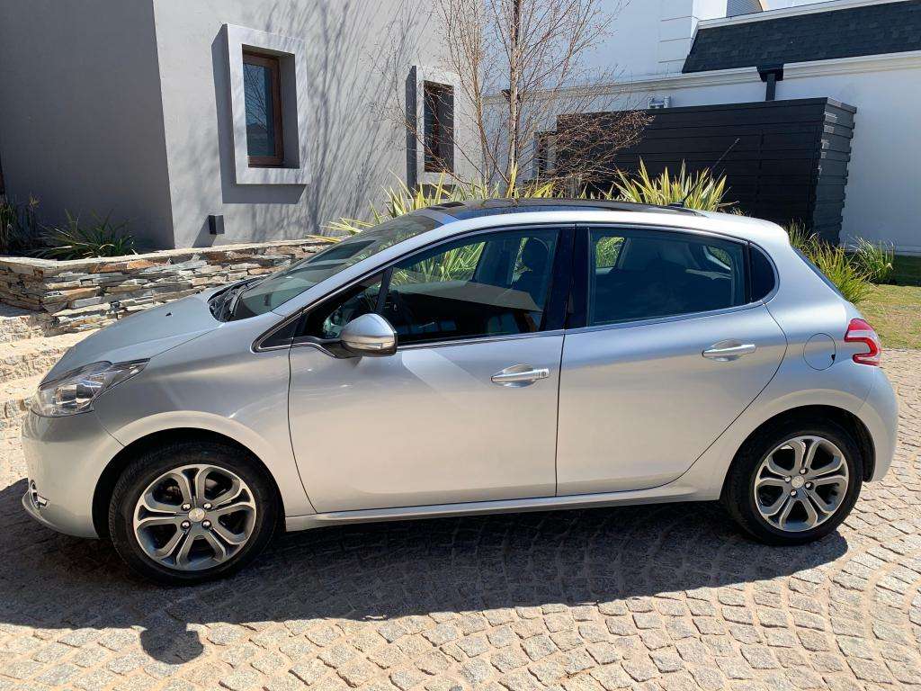 Vendo Peugeot 208