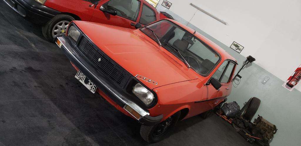 Renault 12