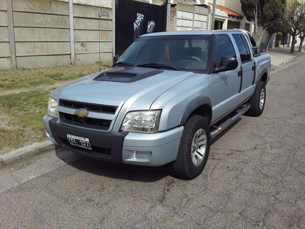 VENDO CHEVOLET S10 MUY BUENA