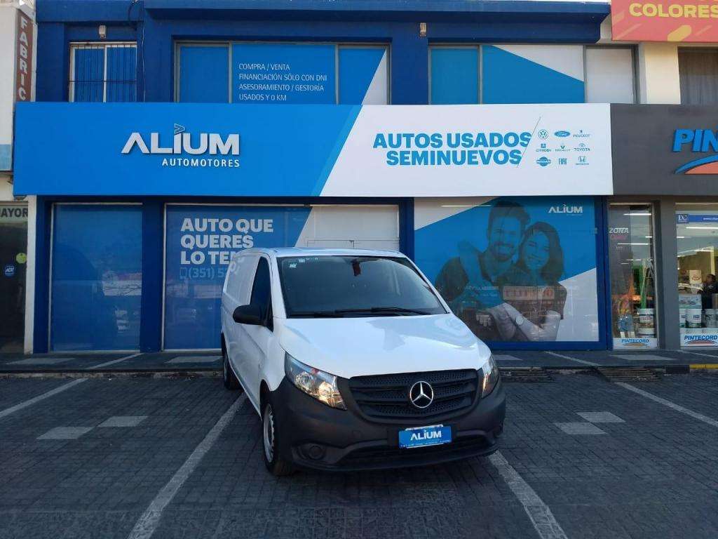 Mercedes Benz Vito 111 CDI Furgon  Entrega  y