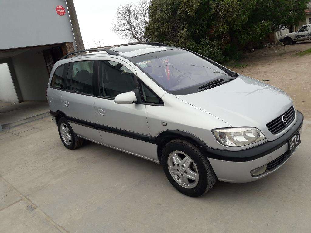 Zafira 7 Pasajeros  Tope Gama