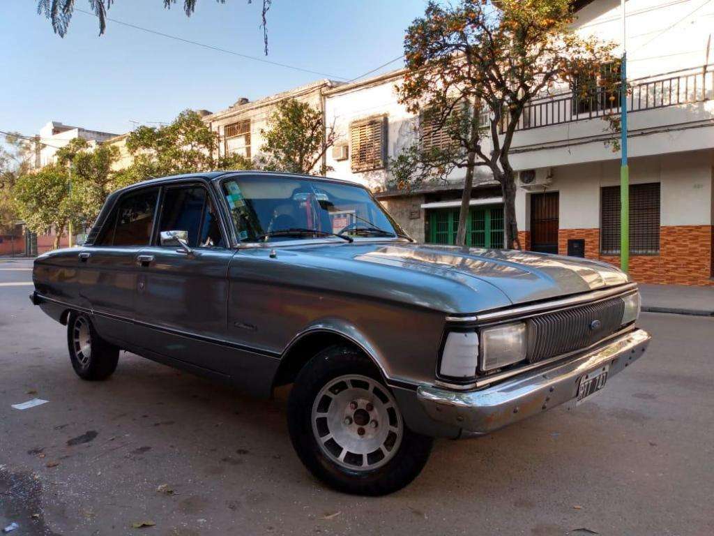 Ford falcon impecable