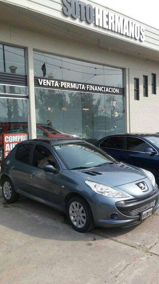 PEUGEOT 207 XT 2.0 HDI  PERMUTO/FINANCIO