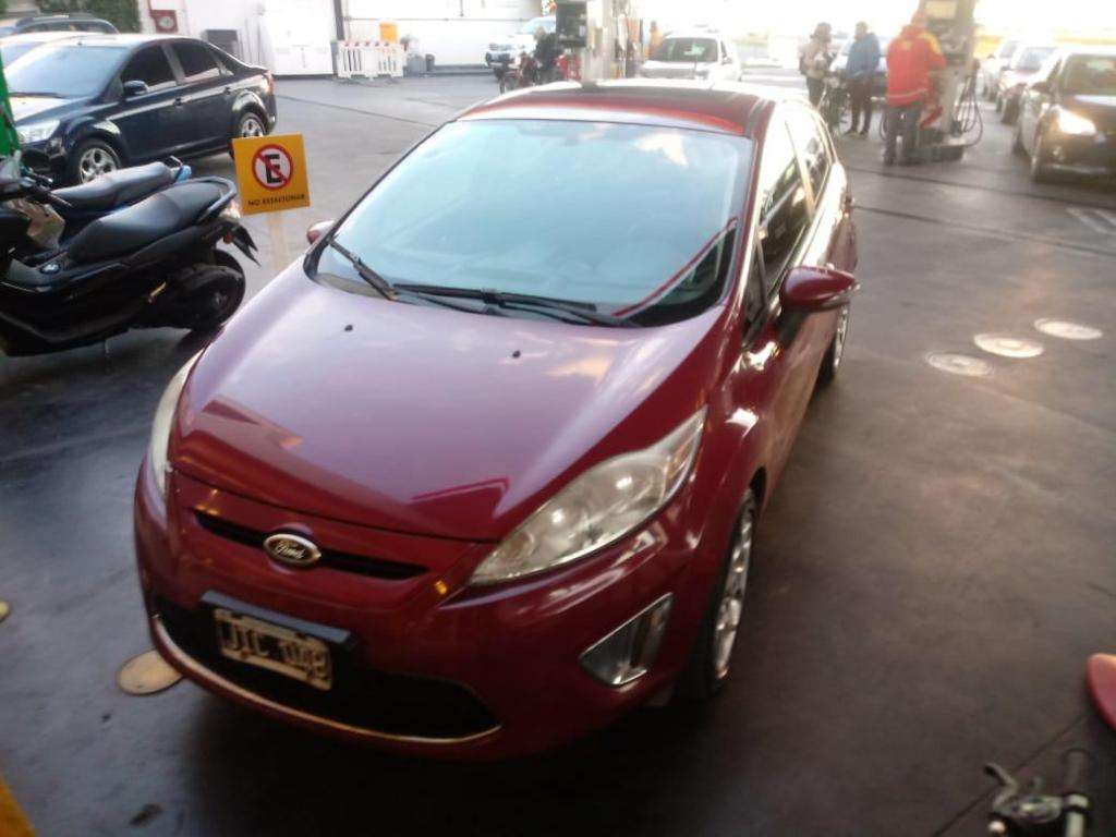 Vendo Ford Fiesta Kinectis Tittanium 