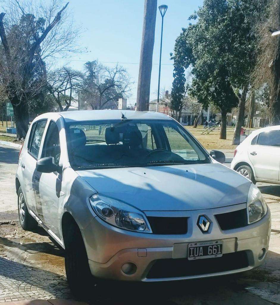 RENAULT SANDERO - km 