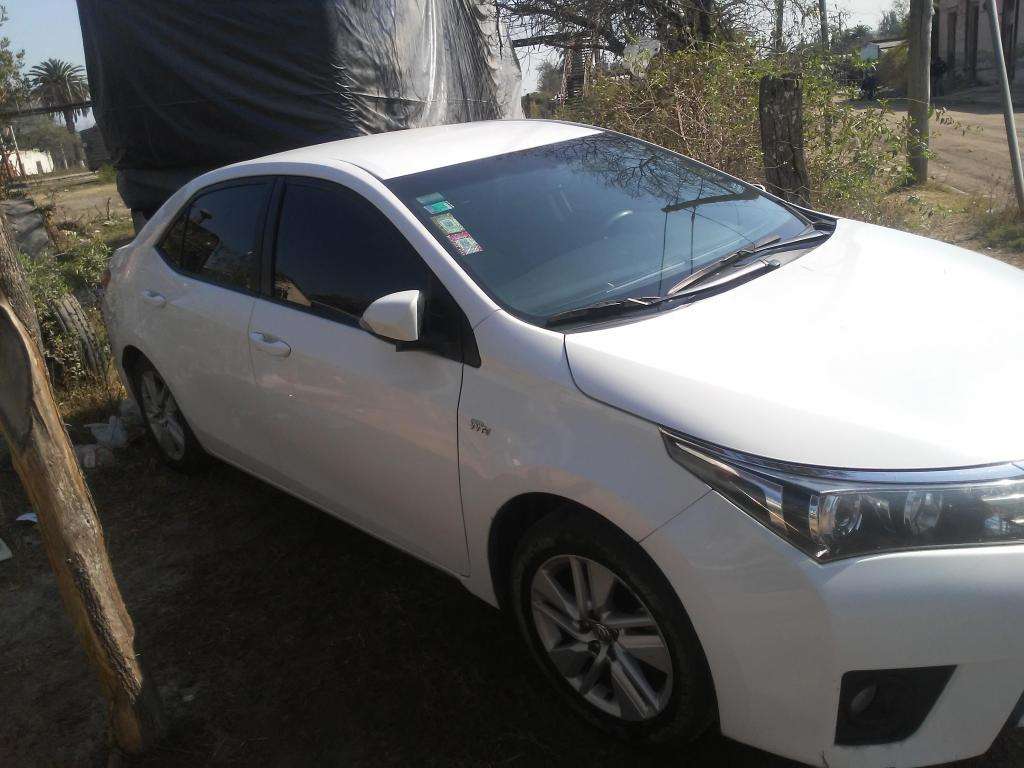 Vendo toyota corolla  Cvt  km gnc y nafta