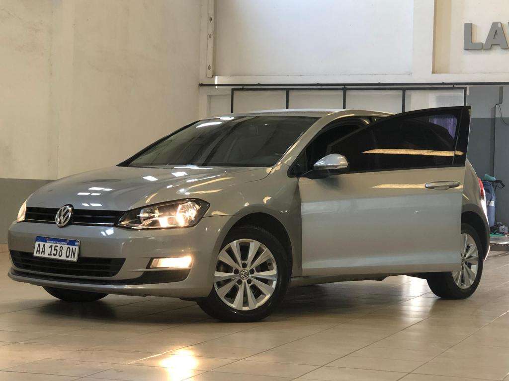 Volkswagen Golf TSI Bluemotion - Financio permuto