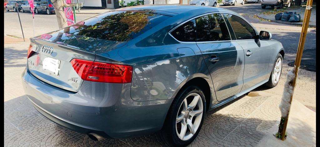 Audi A5 2.0T  Sportback