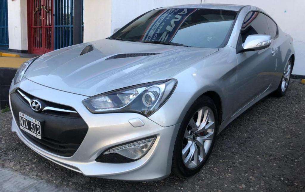 Hyundai Genesis 3.2 Impecable