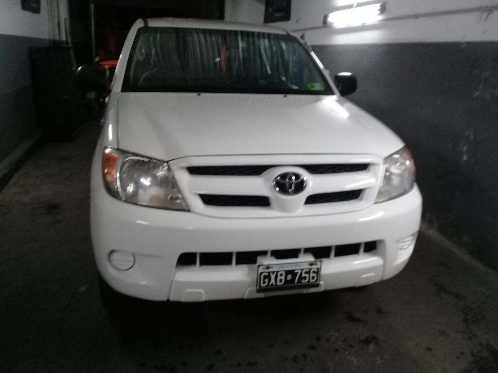 Toyota Hilux 4x4