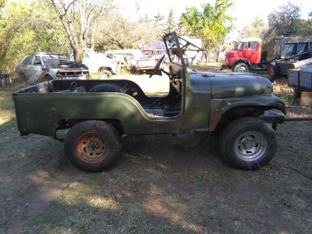 Jeep ika 4X4 sin motor