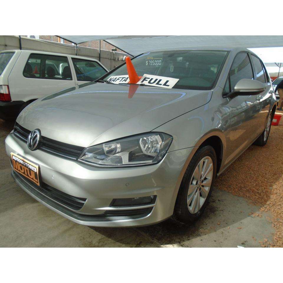 Volkswagen Golf TSI Confortline DSG 