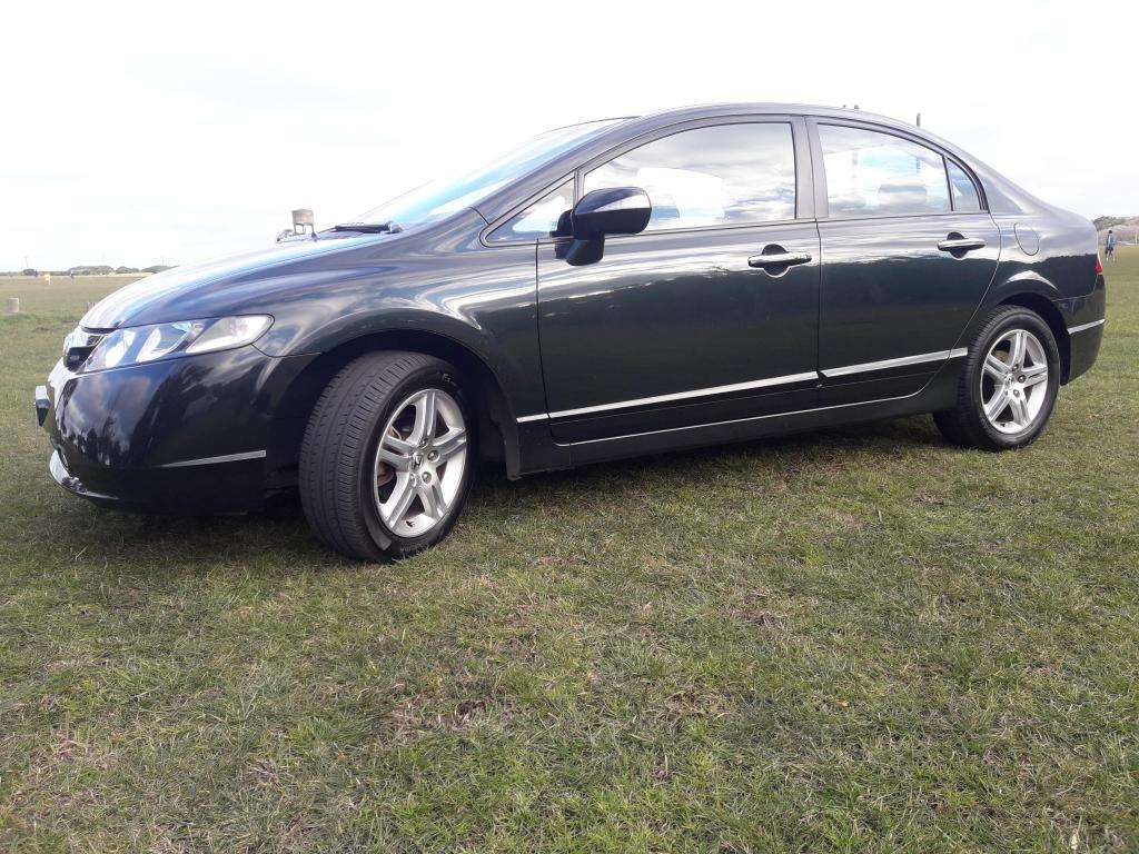 Honda CIVIC 1.8 EXS MT - 