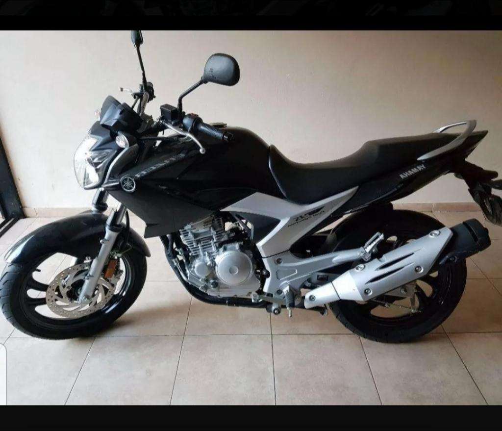Yamaha Fazer 250cc km