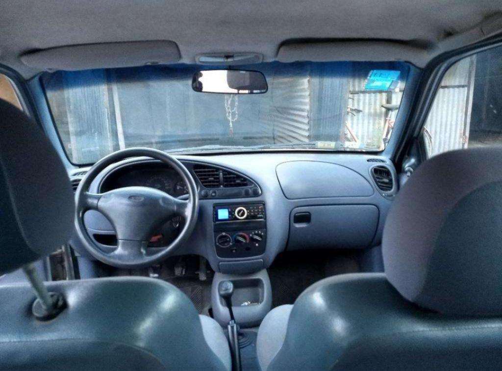 Ford Fiesta  Lx Vtv