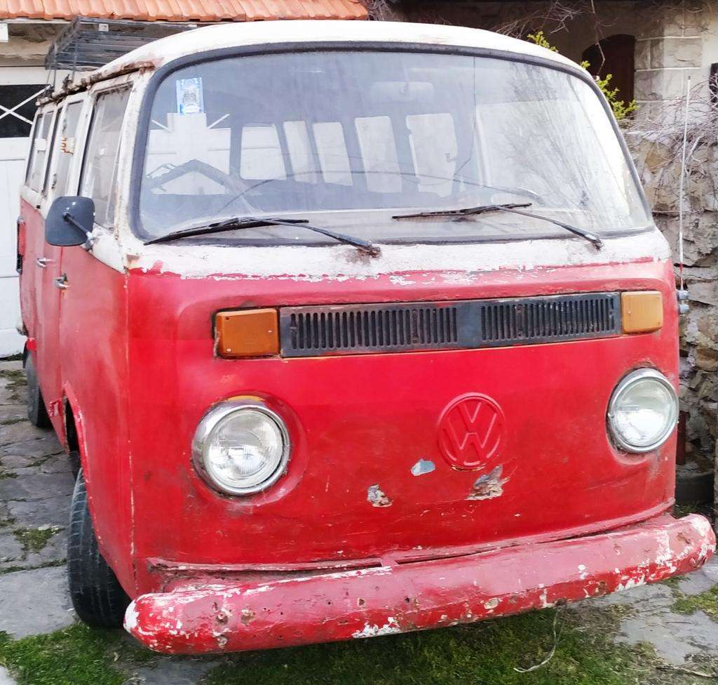 Camioneta Volkswagen Hippie 14ventanas