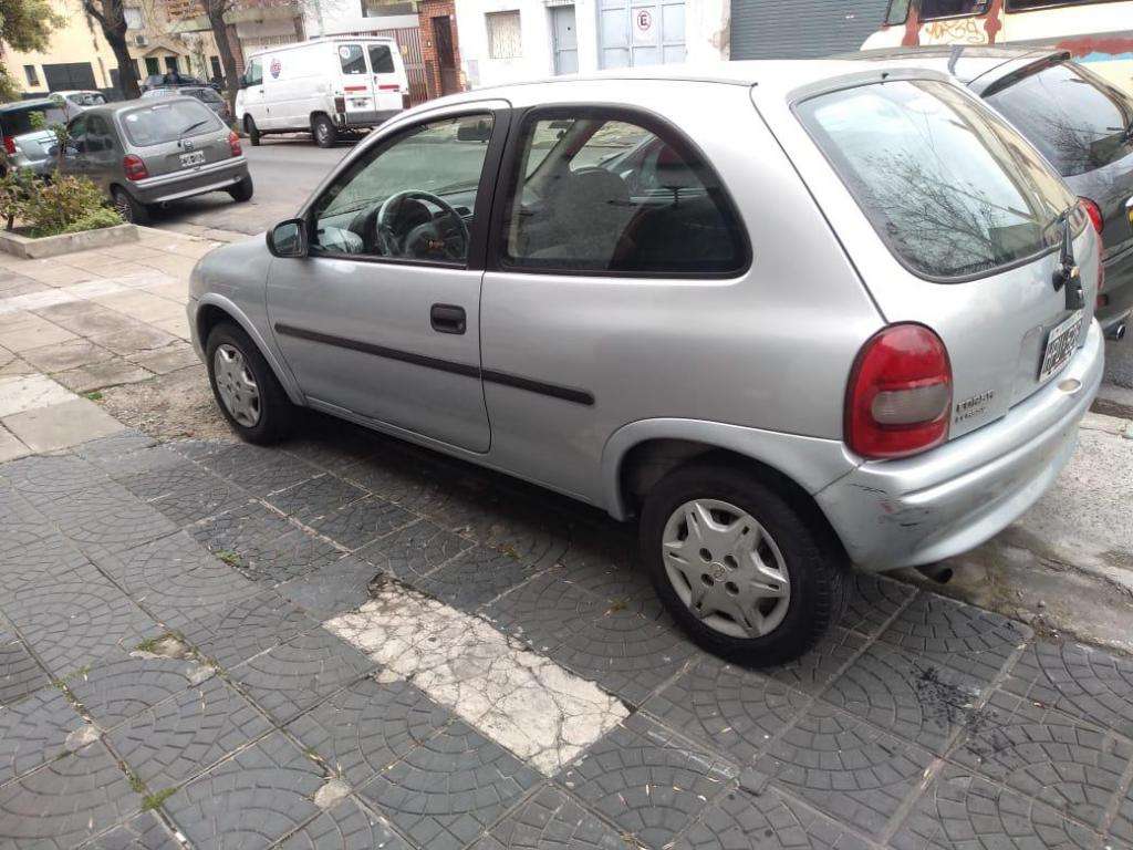 Chevrolet Corsa Clasic  Puertas, km