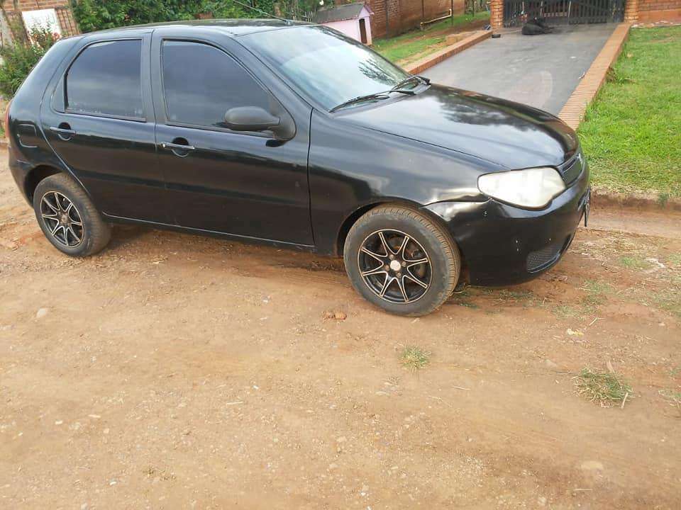 fiat palio  en ciudad de eldorado misiones