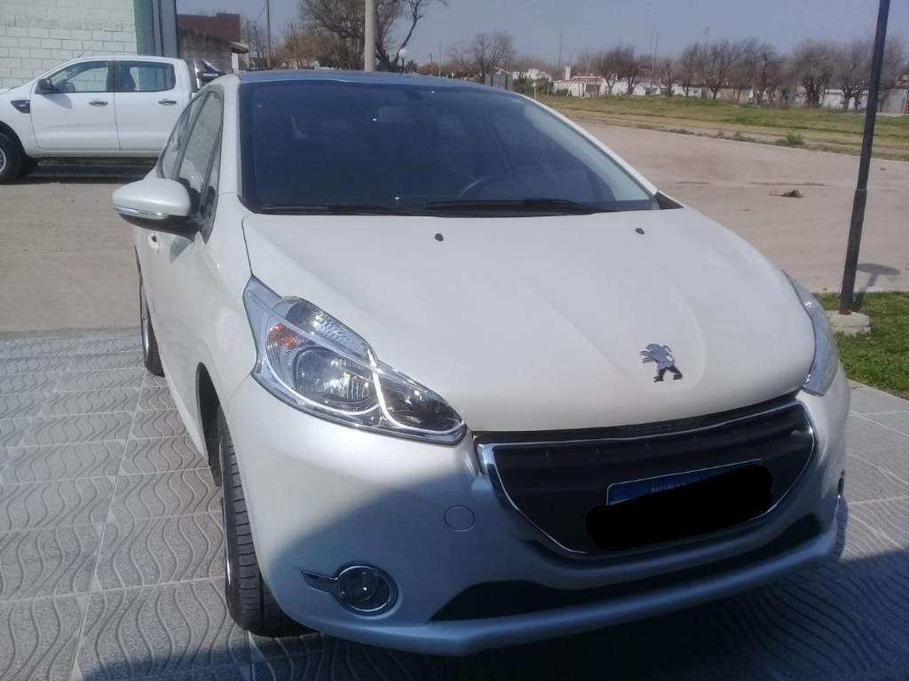 Peugeot 208 Allure Plus At 