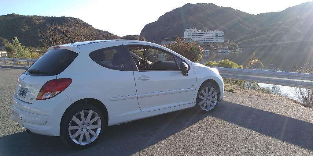 Vendo Peugeot Gti  Mil Kilómetros