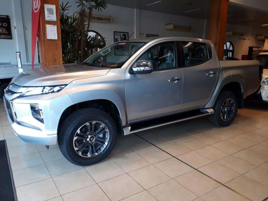 (0KM) MITSUBISHI L200 HIGH POWER 2.4 DI-D A/T 4X4