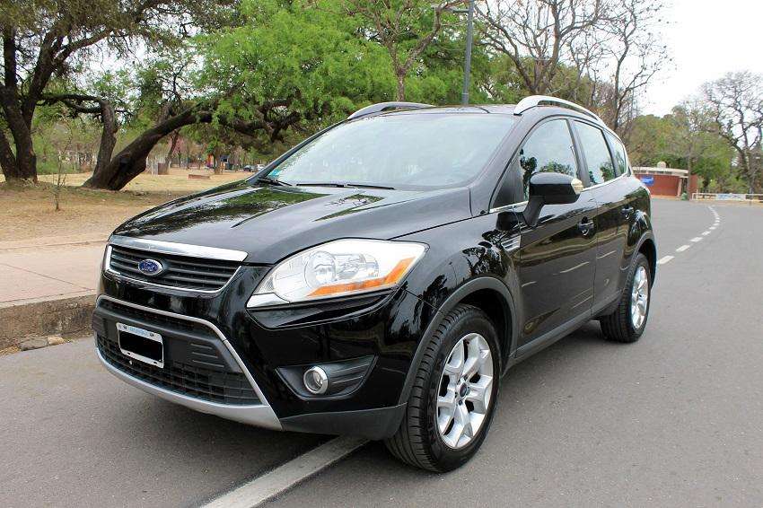 FORD KUGA 2.5T TITANIUM A/T IMPECABLE