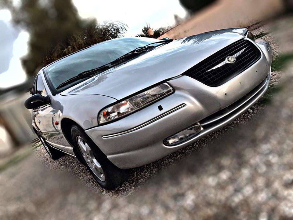 Vendo Chrysler Stratus LX Modelo .