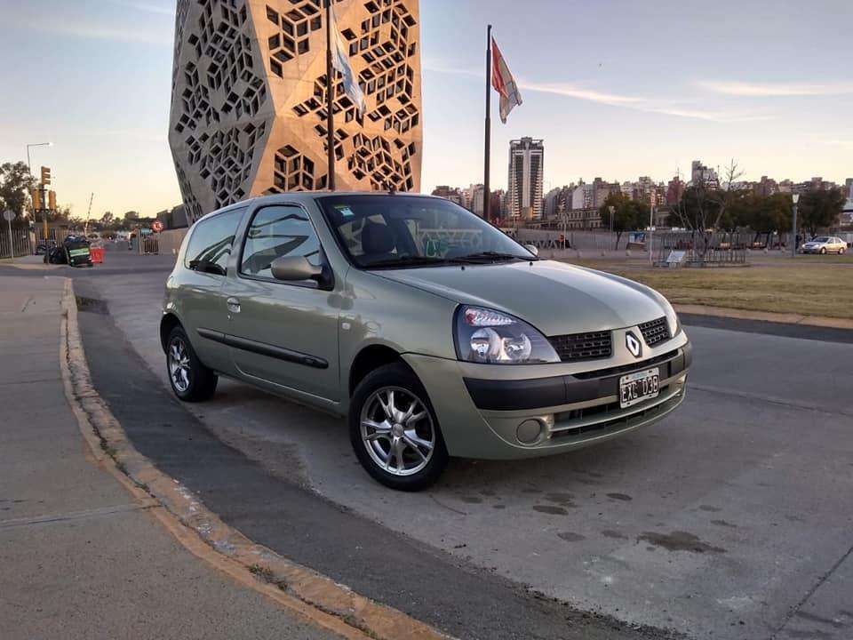 Renault Clio Yahoo  Kms