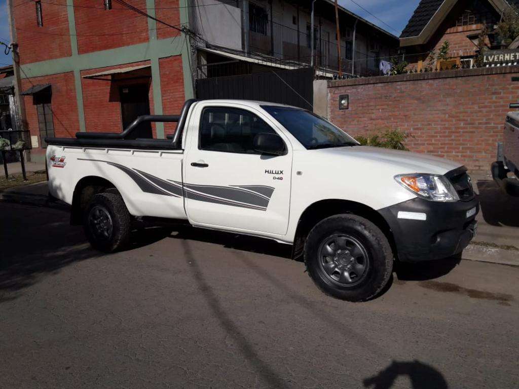 Toyota Hilux 