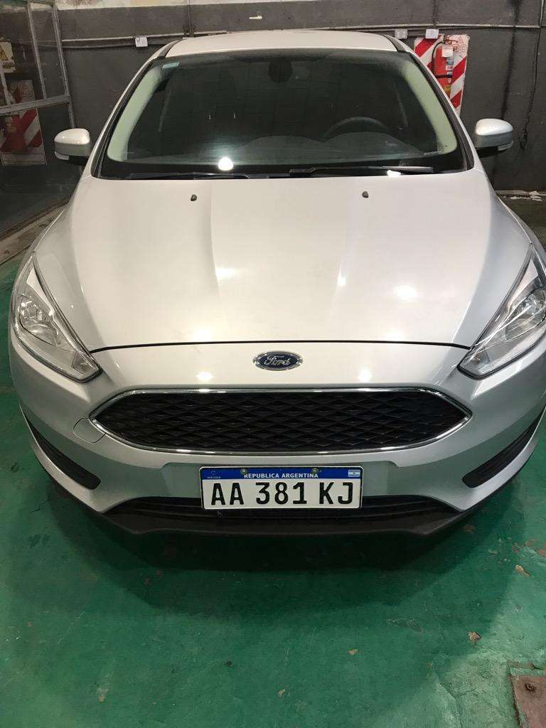 Ford Focus 4P