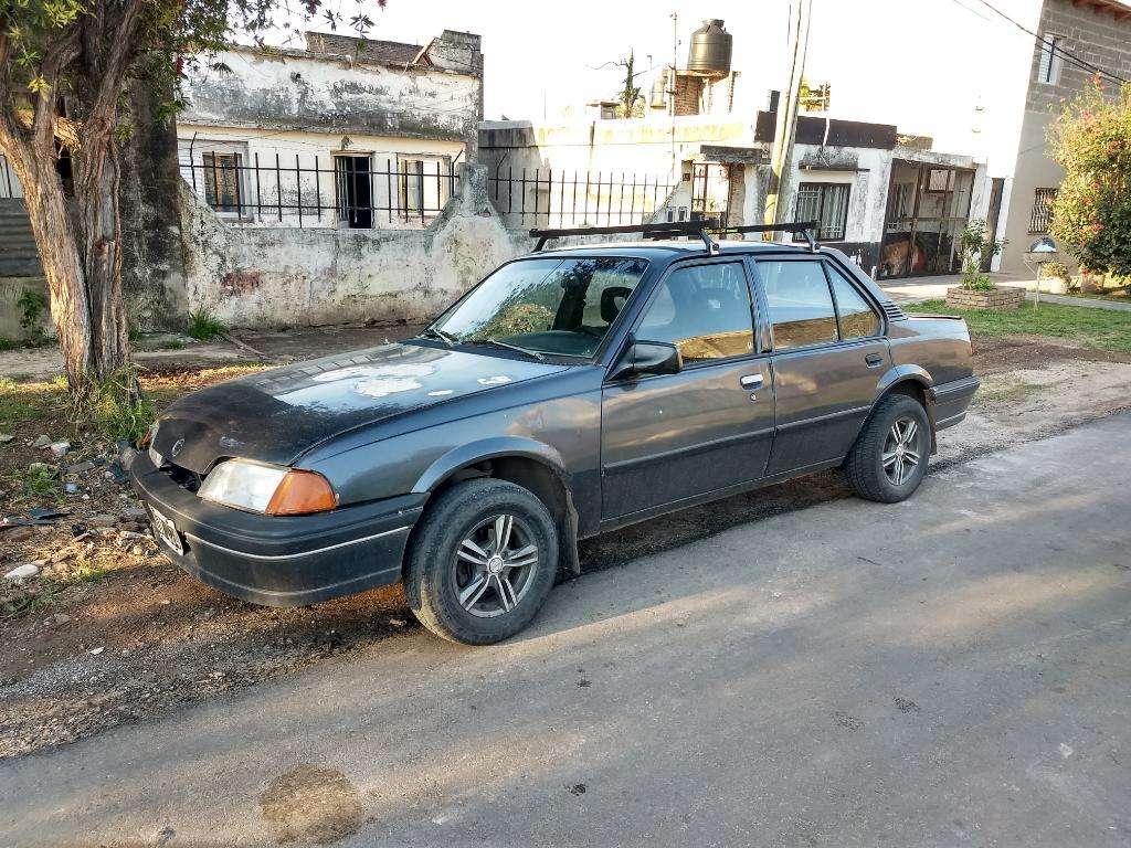 Vendo Chevrolet Monza. Nafta/gnc