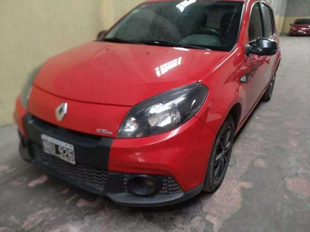 RENAULT SANDERO GT 