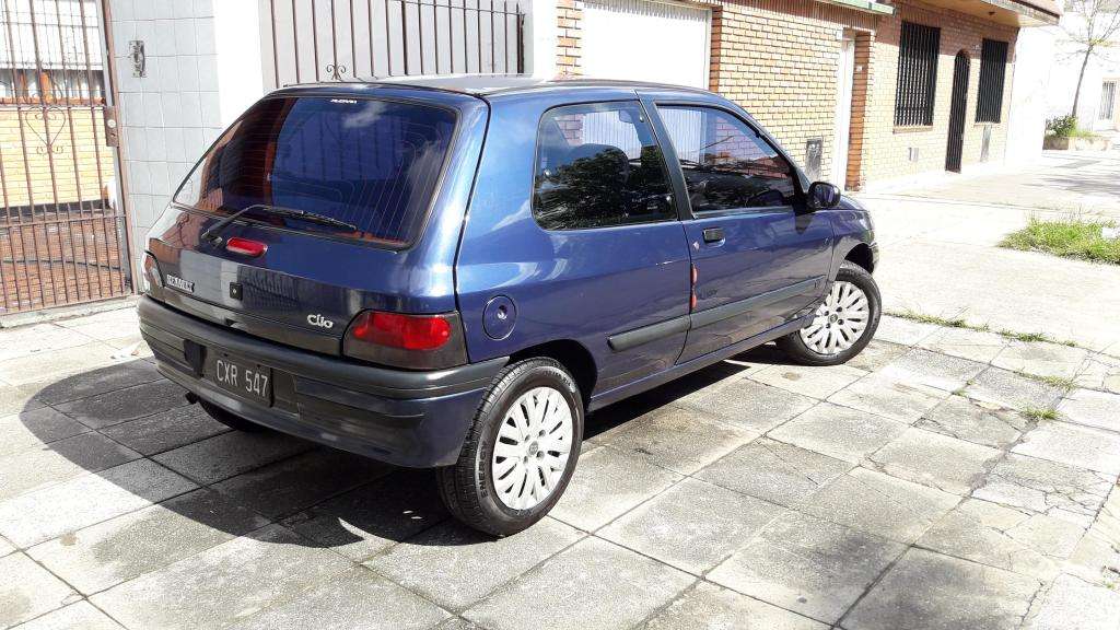Renault Clio 1.6 RN AA