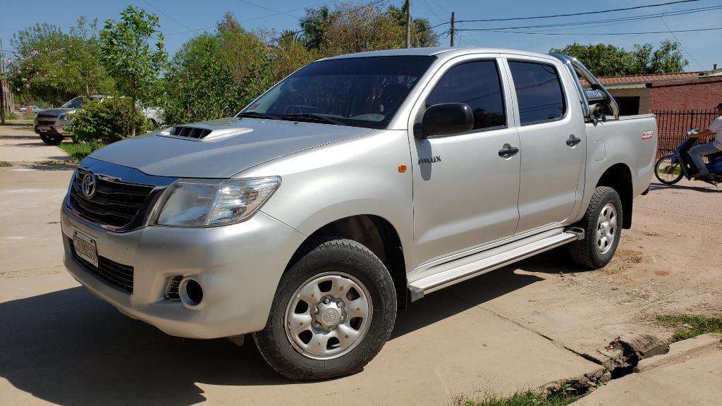 Toyota Hilux Dx Pack