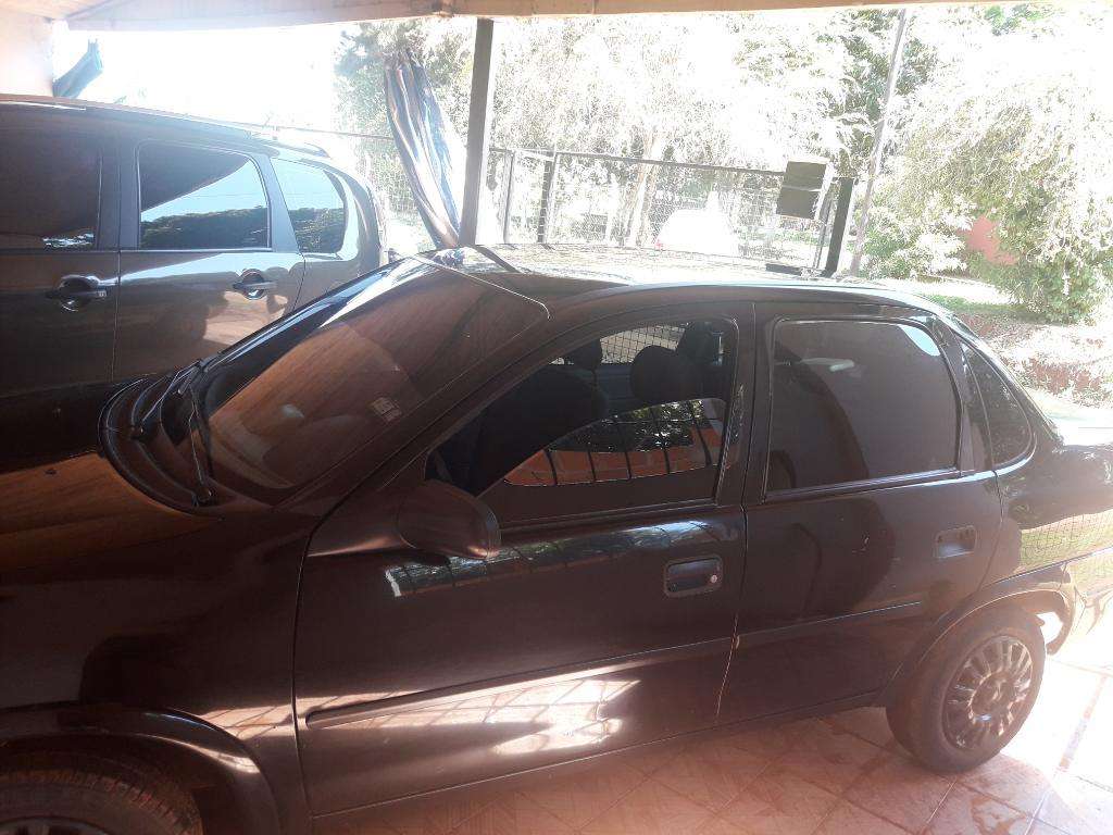 Vendo Corsa Modelo 