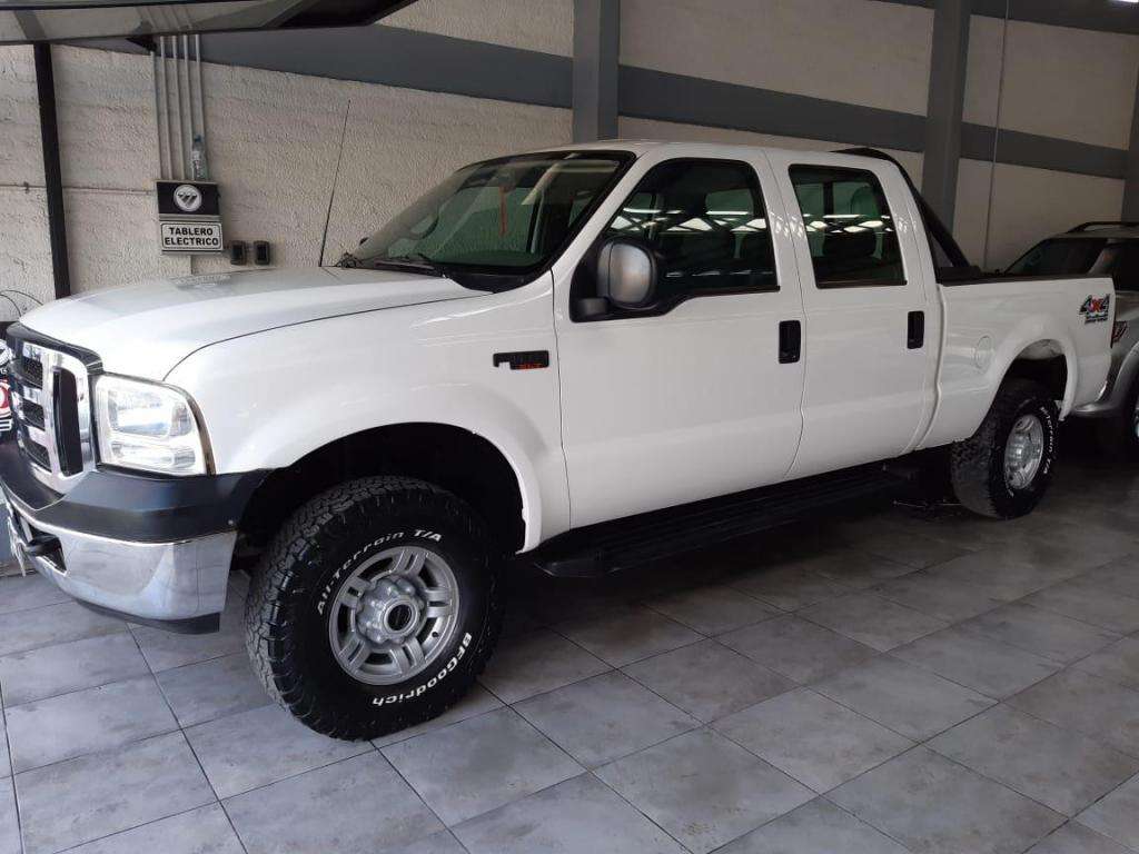 FORD F-100 XLT  CUMINS 4X4 IMPECABLE