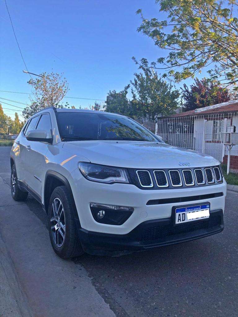 JEEP Compass 2.4 Sport MTmil Km impecable