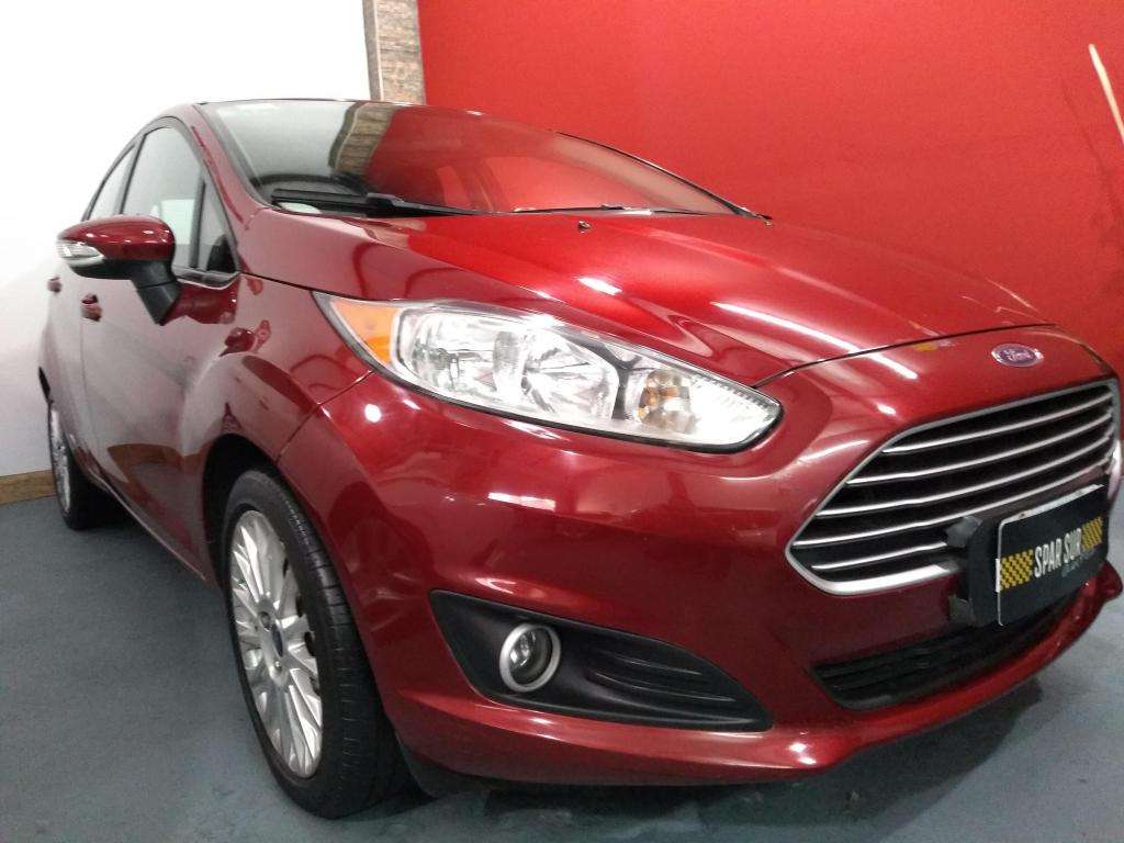 ford fiesta kinetic se plus