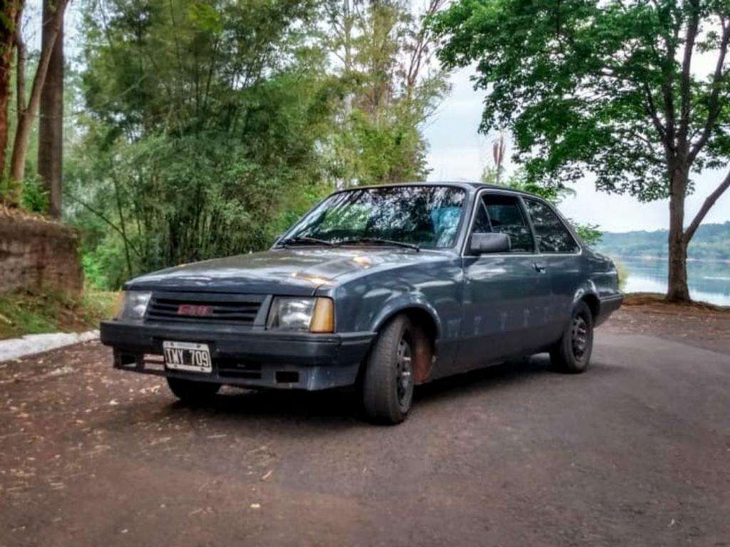 Vendo Chevette