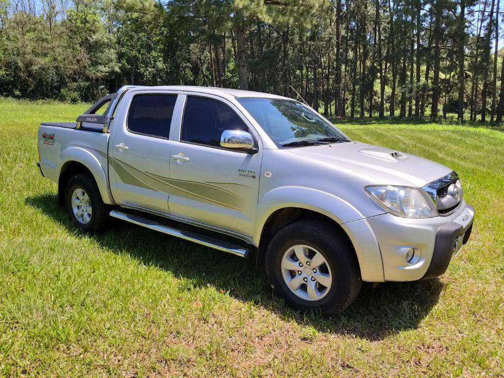 Toyota Hilux 4x4 Srv Cue Auto 