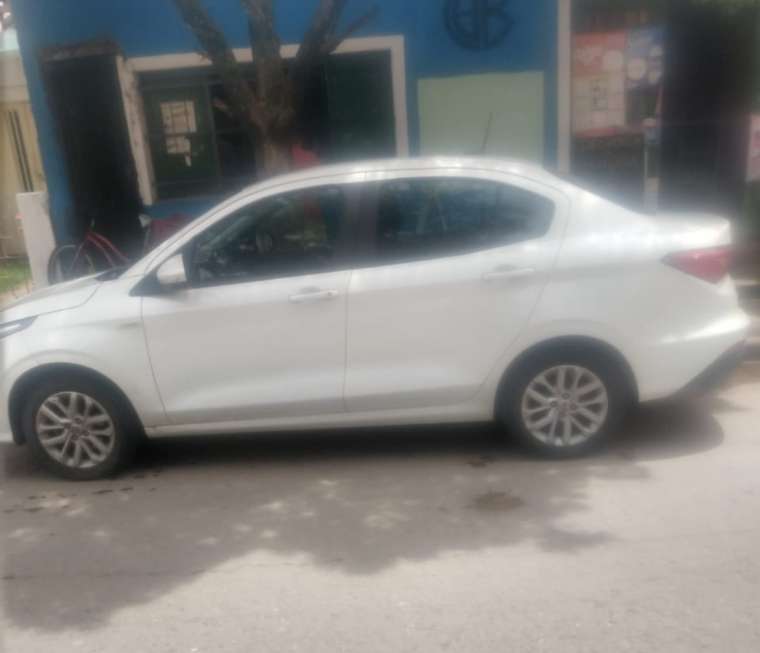 Vendo o permuto Fiat Cronos