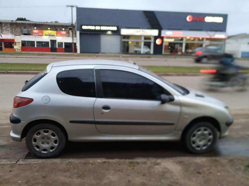 Vendo Peugeot  Md 05