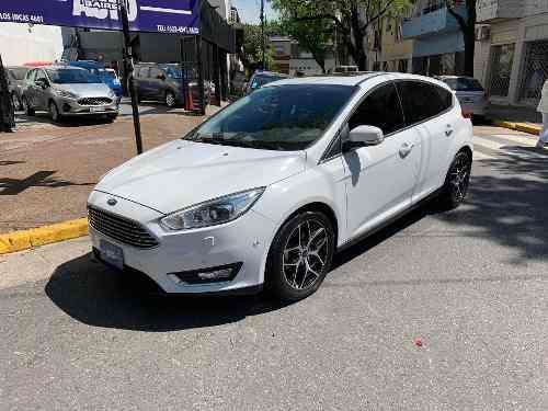 Ford Focus Titanium 2.0 Powershift At  Autobaires