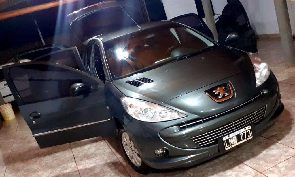 Peugeot 207 Compact Allure 1.4 5p.