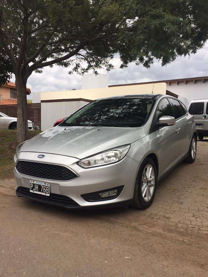 FORD FOCUS III AÑO  VERSION "S"