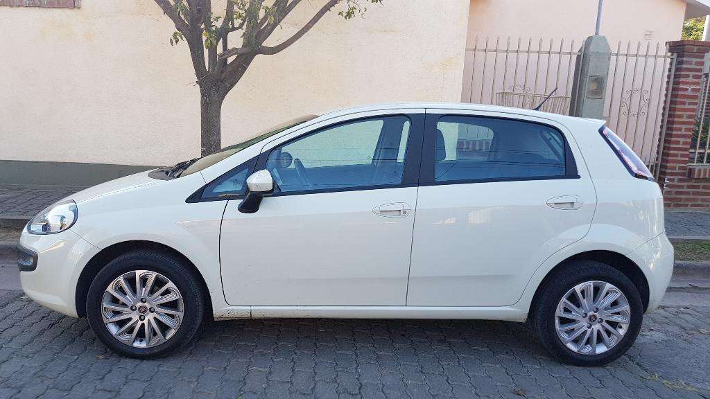 Fiat Punto 1.6 Essence Uconnect Navaut