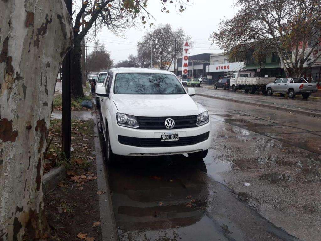 vendo Amarok  Permuto por camion