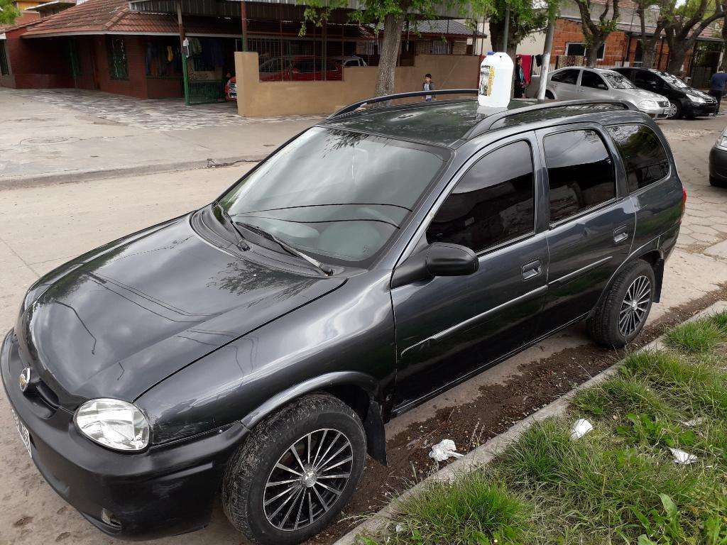 Corsa  Nafta 1.6 Gnc Permuto Vtv